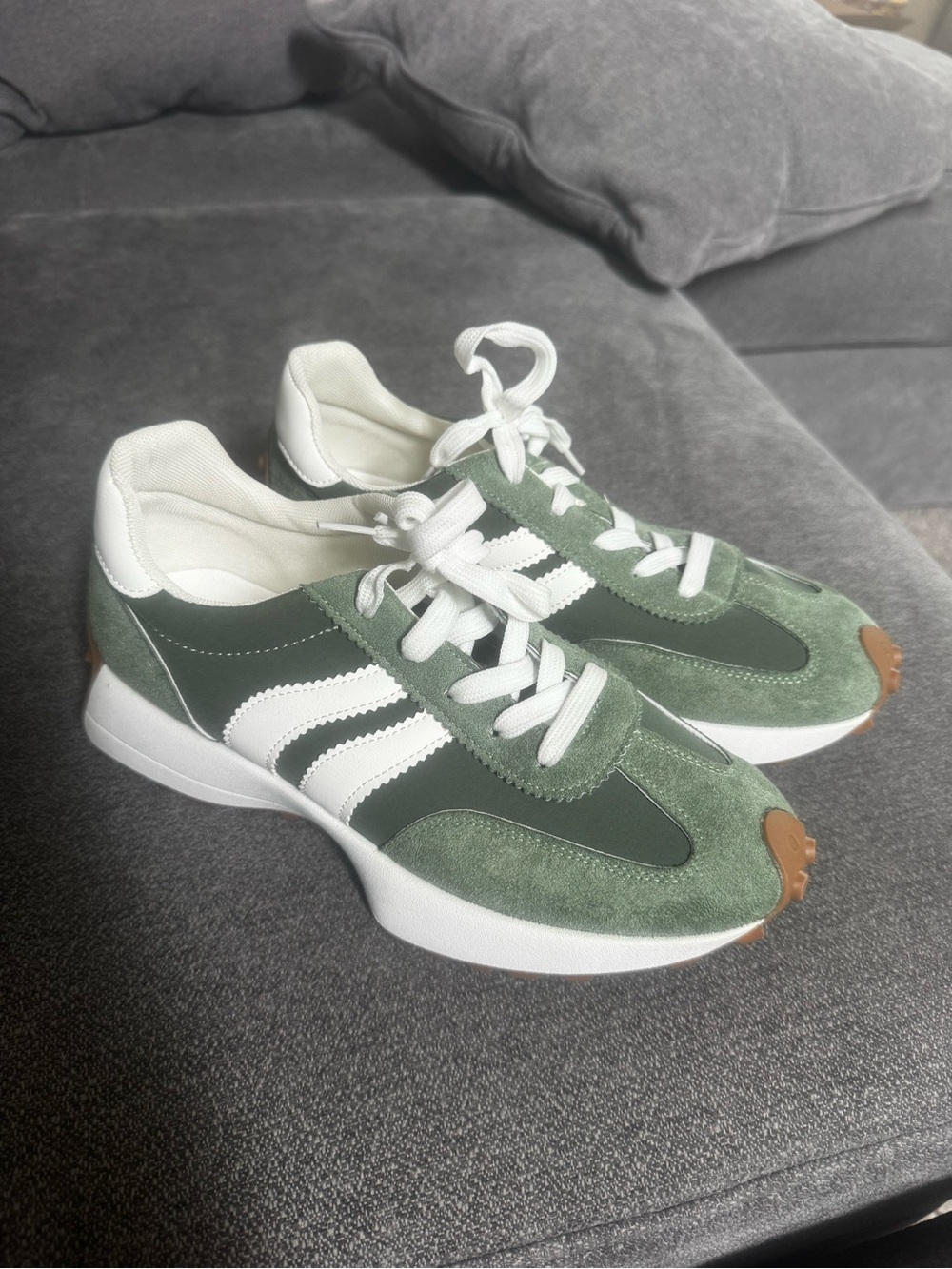 Stylish shoes
